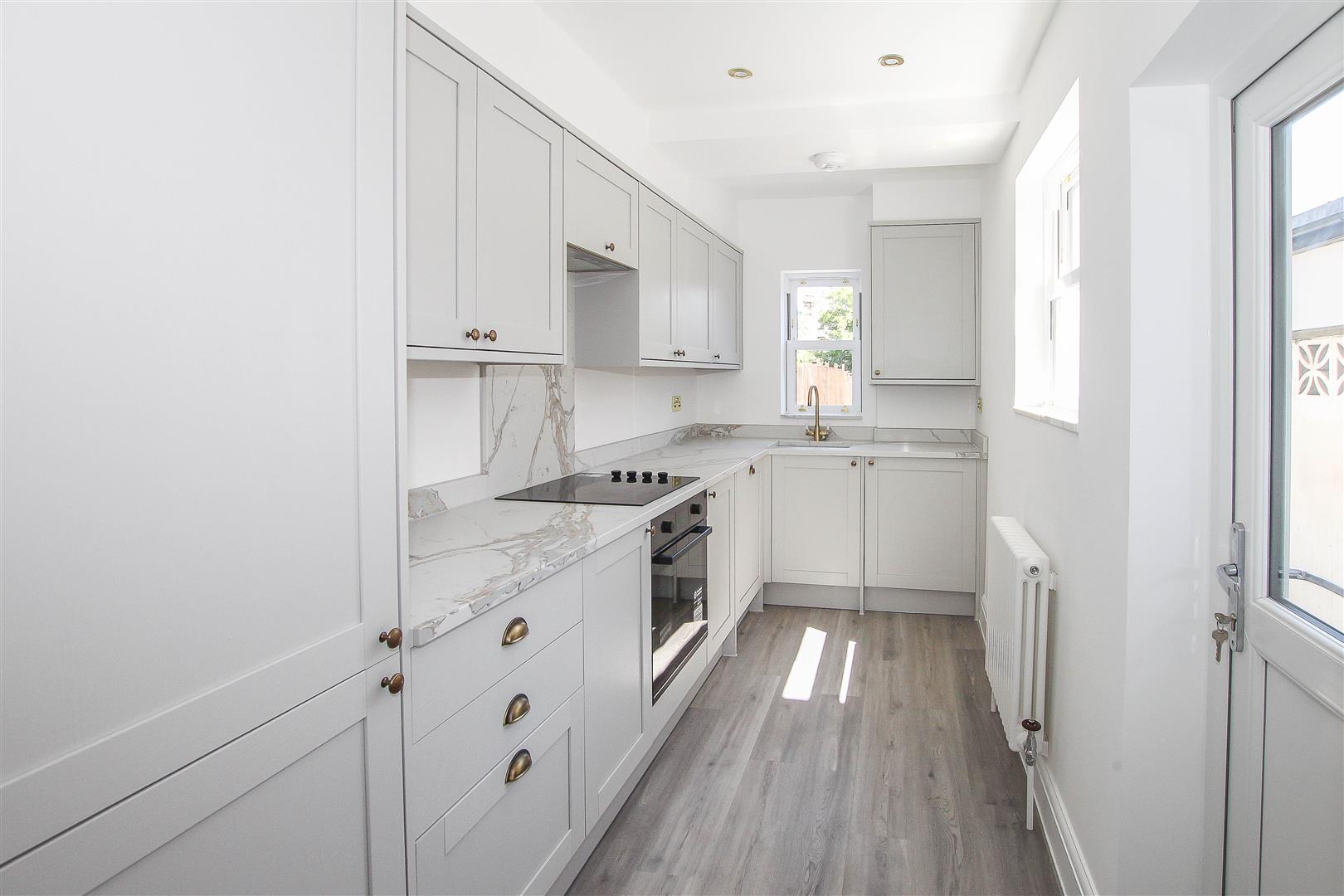 Coopers Hill, Ongar Keith Ashton